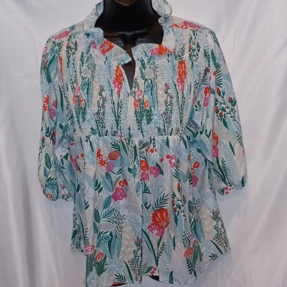 Camisa Green Floral Notch Neck Top Size M - Picture 2 of 5